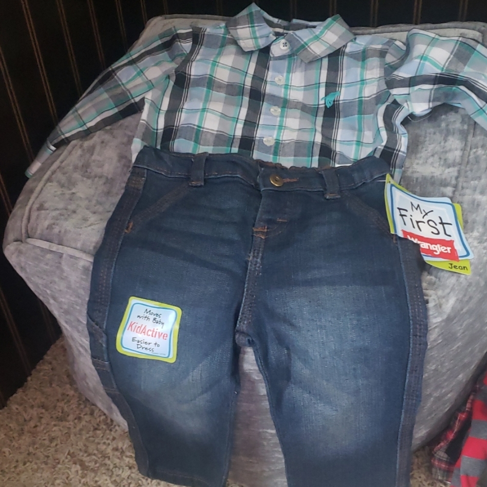 Wrangler long sleeve onsie and carpenter denim